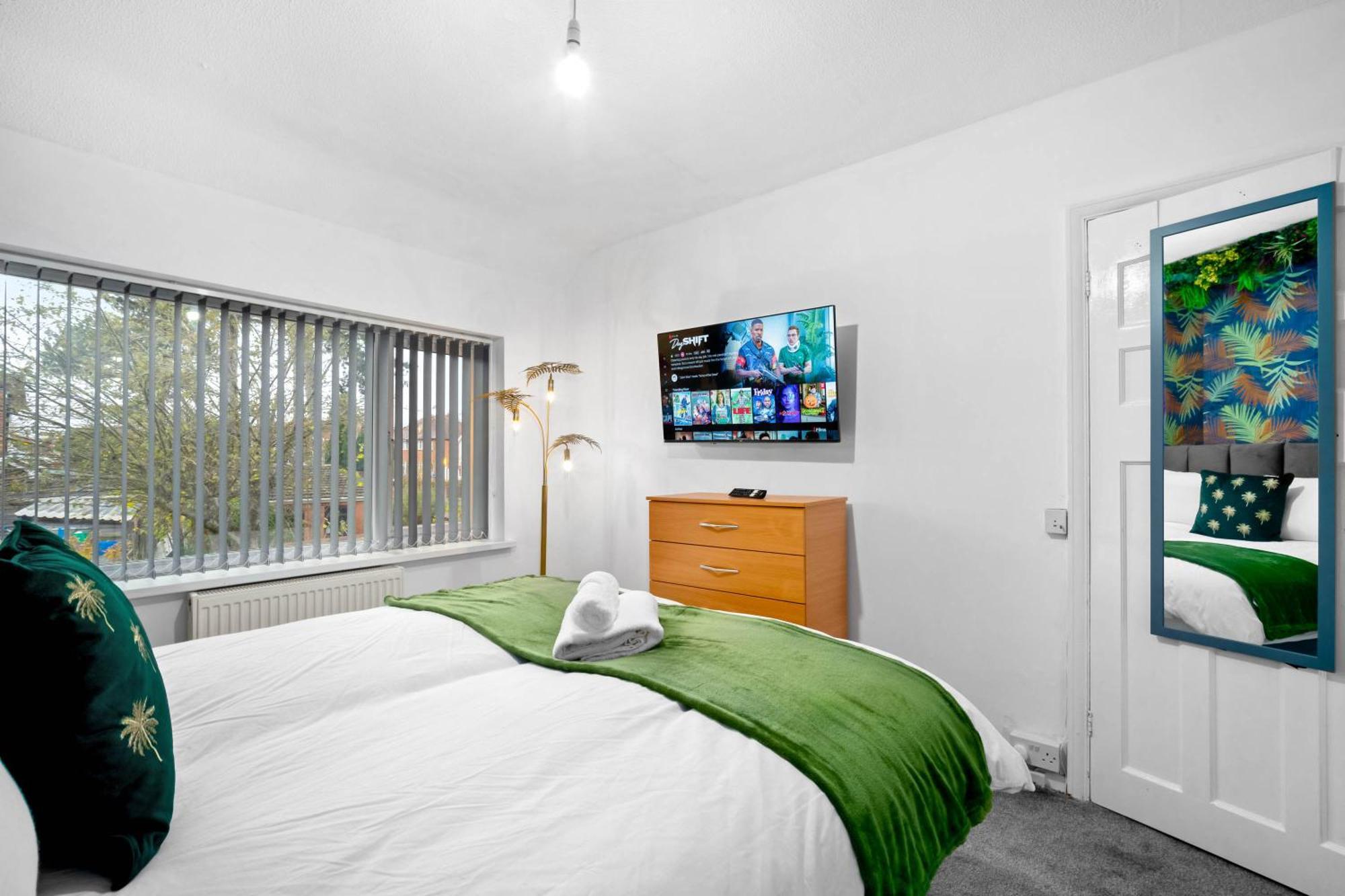 Modern 18 Guest Large Home In Solihull - Near Nec, Jlr, Hs2 And Bhx Birmingham Exterior photo